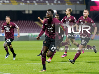 Boulaye Dia of US Salernitana celebrates after scoring second goal during the Serie A match between US Salernitana and Bologna FC at Stadio...