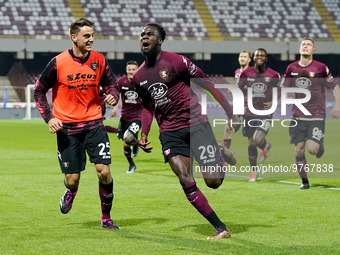 Boulaye Dia of US Salernitana celebrates after scoring second goal during the Serie A match between US Salernitana and Bologna FC at Stadio...