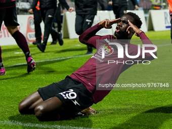 Boulaye Dia of US Salernitana celebrates after scoring second goal during the Serie A match between US Salernitana and Bologna FC at Stadio...