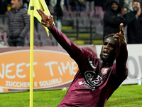 Boulaye Dia of US Salernitana celebrates after scoring second goal during the Serie A match between US Salernitana and Bologna FC at Stadio...