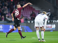 Lorenzo Pirola of US Salernitana celebrates after scoring first goal during the Serie A match between US Salernitana and Bologna FC at Stadi...