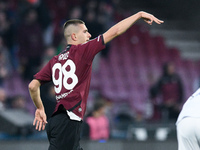 Lorenzo Pirola of US Salernitana celebrates after scoring first goal during the Serie A match between US Salernitana and Bologna FC at Stadi...