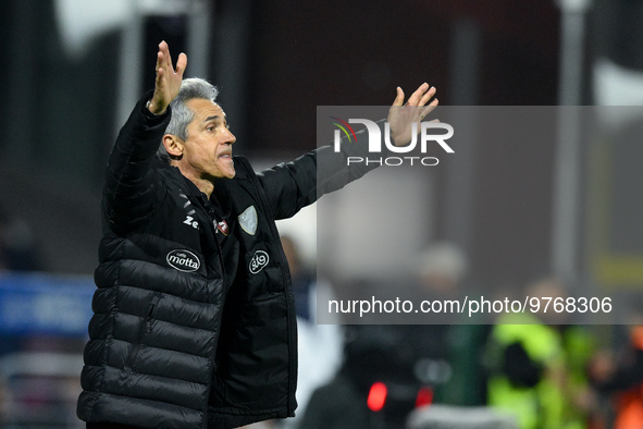 Paulo Sousa manager of US Salernitana gestures during the Serie A match between US Salernitana and Bologna FC at Stadio Arechi, Salerno, Ita...