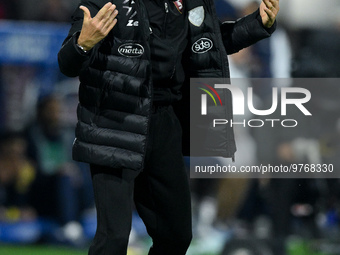 Paulo Sousa manager of US Salernitana yells during the Serie A match between US Salernitana and Bologna FC at Stadio Arechi, Salerno, Italy...