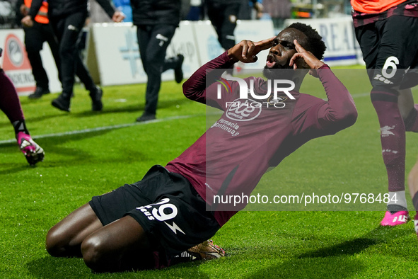 Boulaye Dia of US Salernitana celebrates after scoring second goal during the Serie A match between US Salernitana and Bologna FC at Stadio...