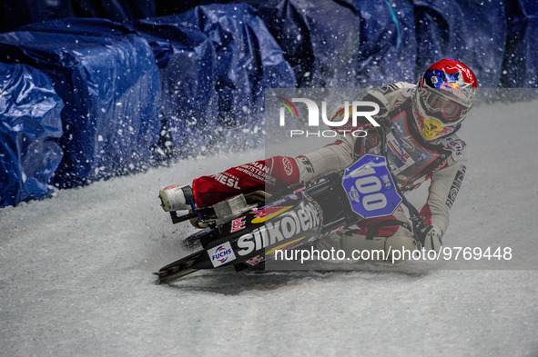 Franz Zorn (100) in action during the Ice Speedway Gladiators World Championship Final 1 at Max-Aicher-Arena, Inzell, Germany on Saturday 18...