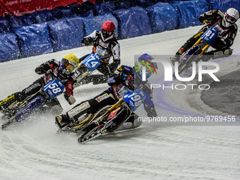 Martin Haarahiltunen (199) (Blue) leads Stefan Svensson (58) (Yellow) Mats Jarf (74) (Red) and Jimmy Olsen (81) (White) during the Ice Speed...