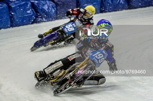 Martin Haarahiltunen (199) (Blue) leads Stefan Svensson (58) (Yellow)  during the Ice Speedway Gladiators World Championship Final 1 at Max-...