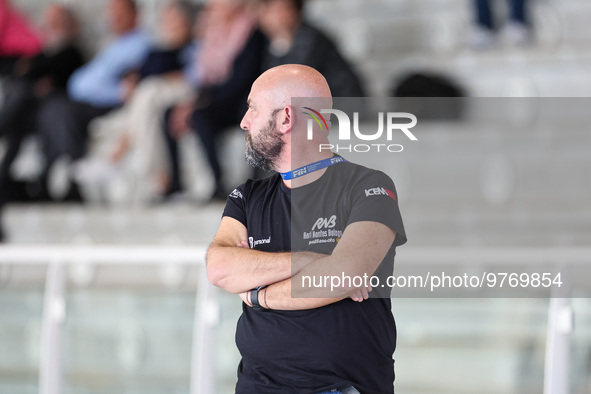 head coach Andrea Posterivo (RN Bologna) during the Waterpolo Italian Serie A1 Women match SIS Roma vs RN Bologna on March 18, 2023 at the P...