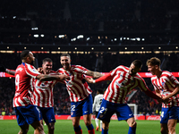 Memphis Depay, Rodrigo de Paul, Mario Hermoso, Yannick Carrasco and Marcos Llorente celebrates a goal during La Liga match between Atletico...