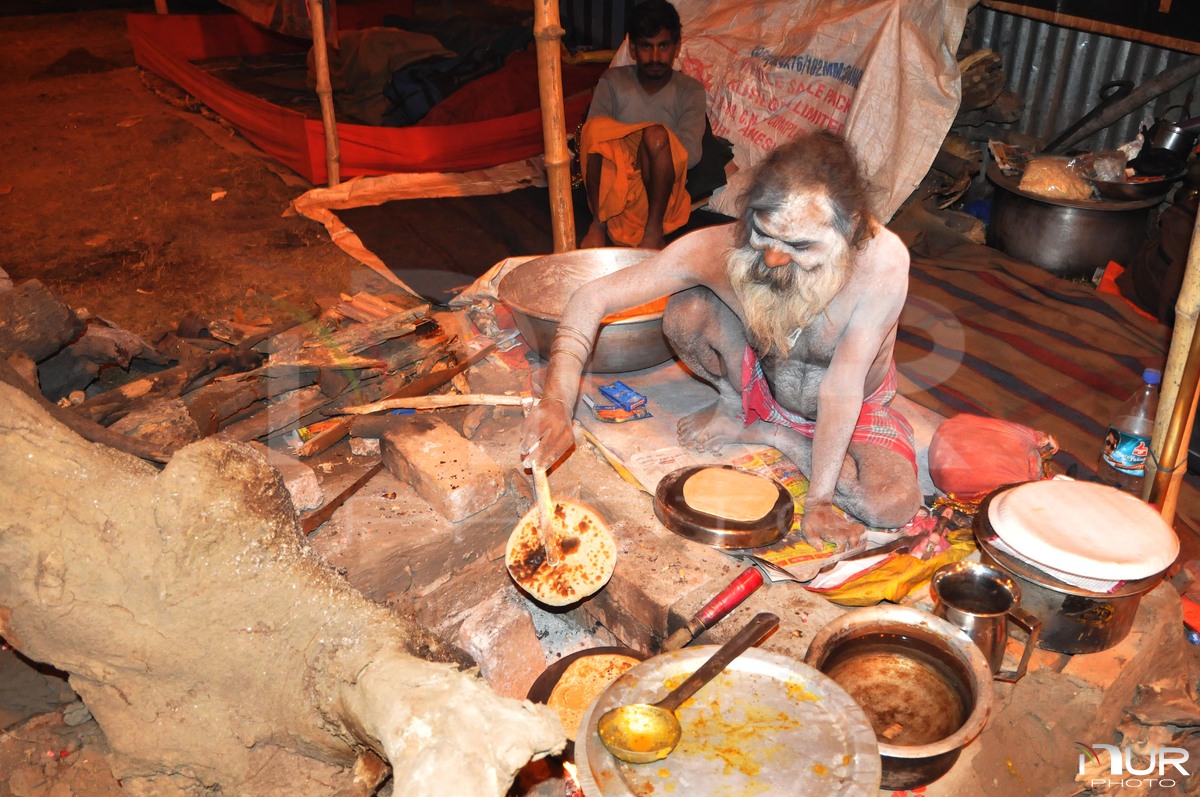 Indian Hindu Naga (Naked) pilgrims | 3 images • NurPhoto Agency