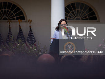 Teacher of the Year Rebecka Paterson speaks at an event honoring Teachers of the Year in the White House Rose Garden.  The teachers were cho...